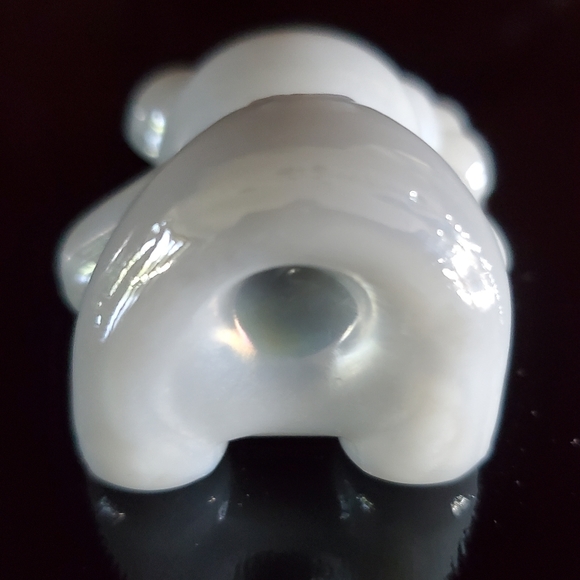 Vntg Boyd "Patrick the Bear" Irredescent White Glass Teddy 🧸 Bear - Picture 7 of 8